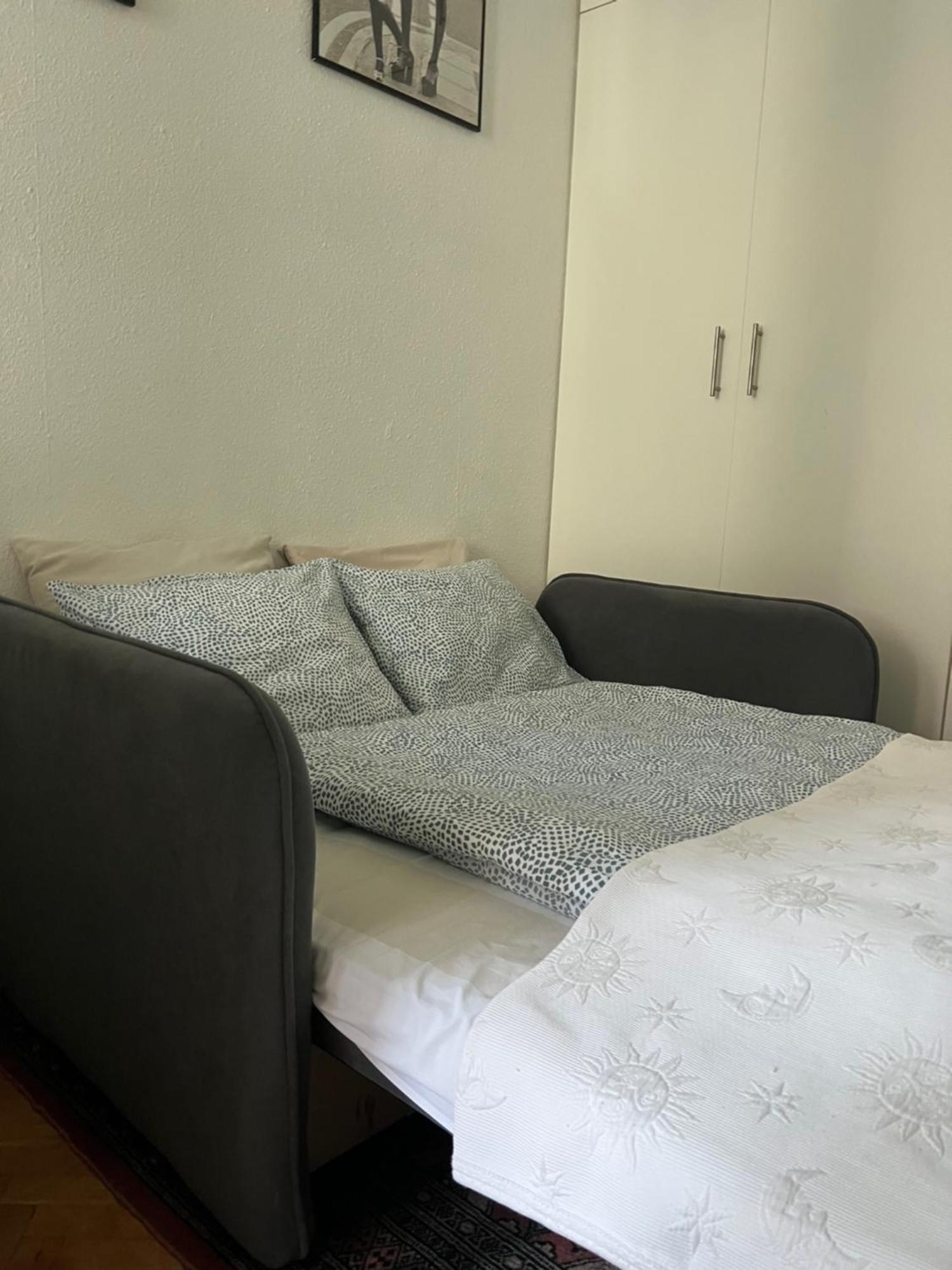 Allomas Apartman Boedapest Buitenkant foto